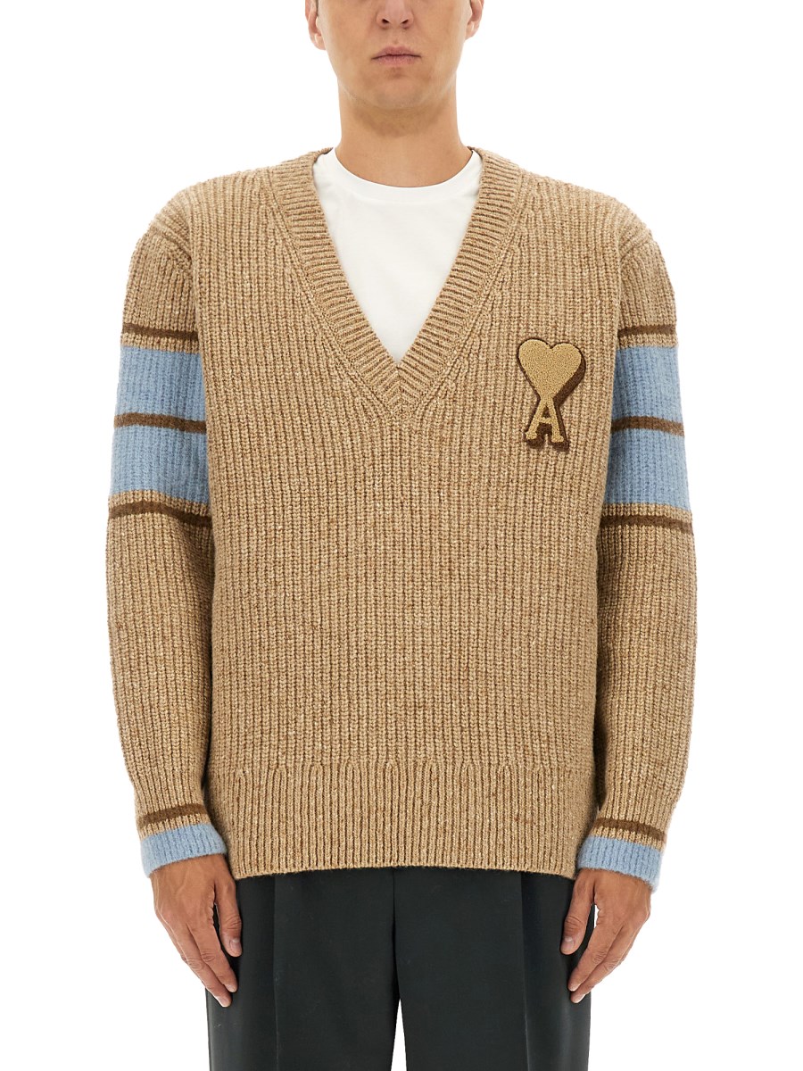 MAGLIONE IN STILE COLLEGE