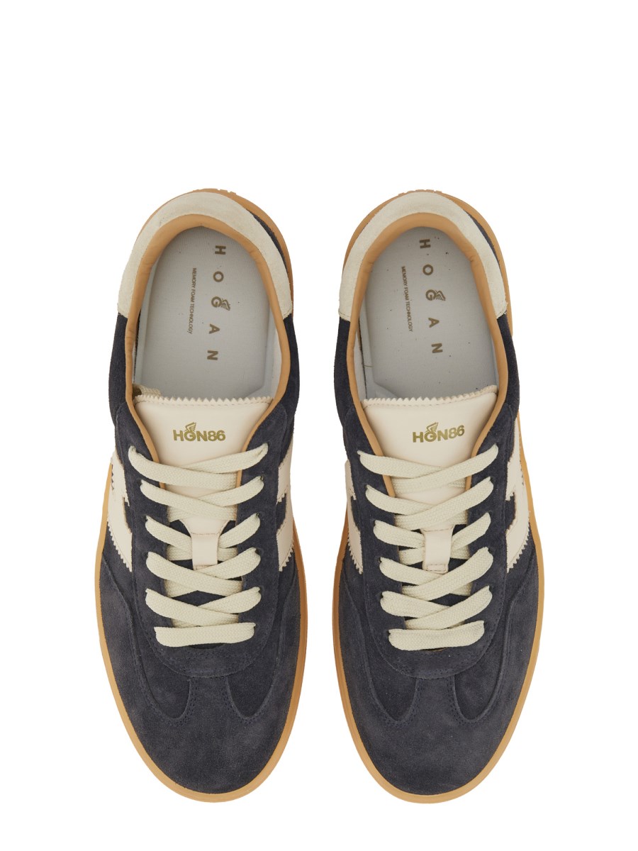 SNEAKER COOL