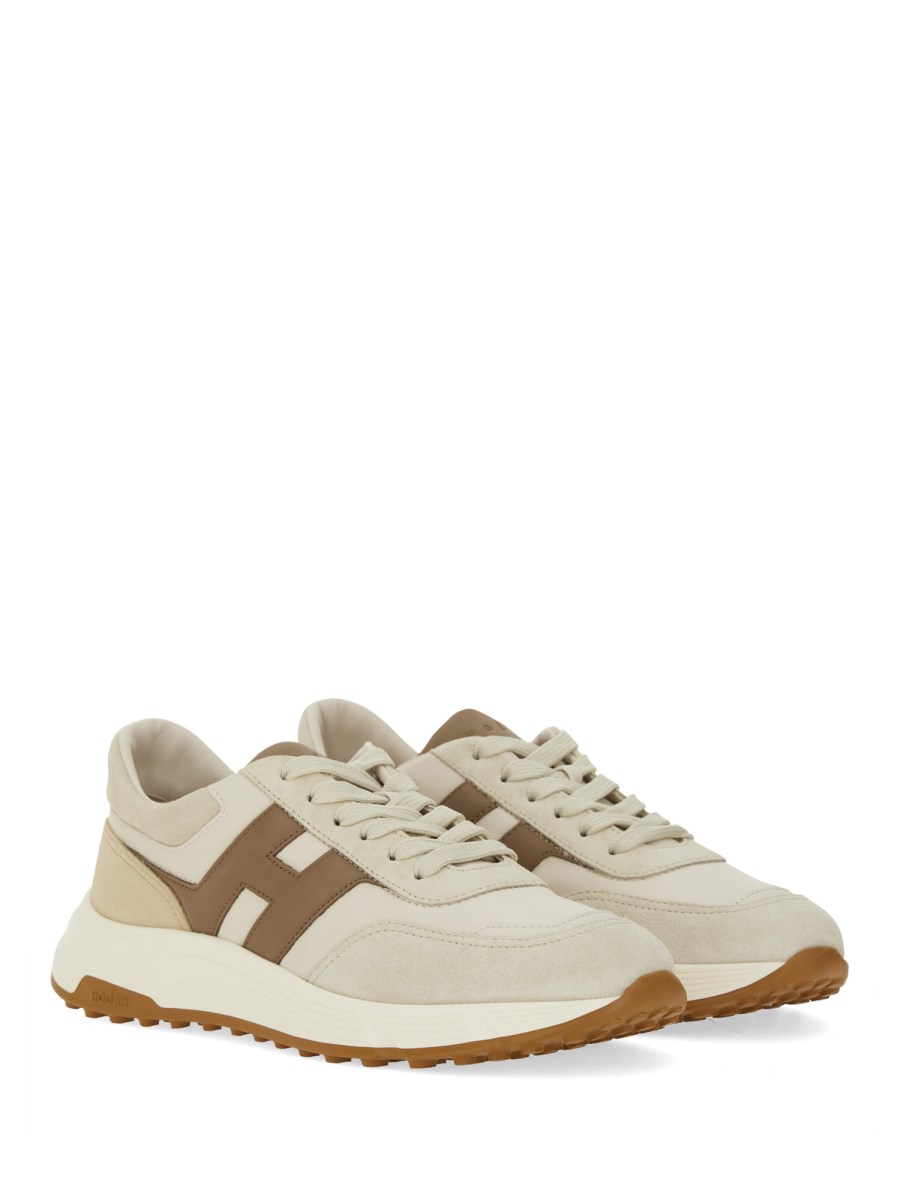 SNEAKER HYPERLIGHT