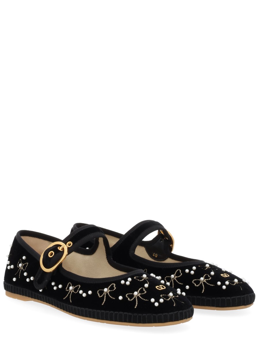 BALLERINA CON FIOCCHI E PERLE