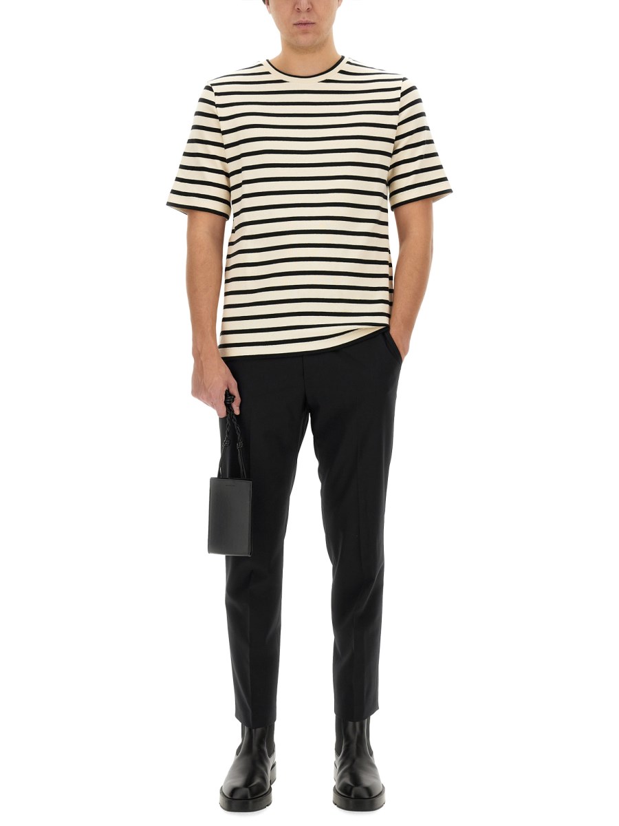 T-SHIRT A RIGHE