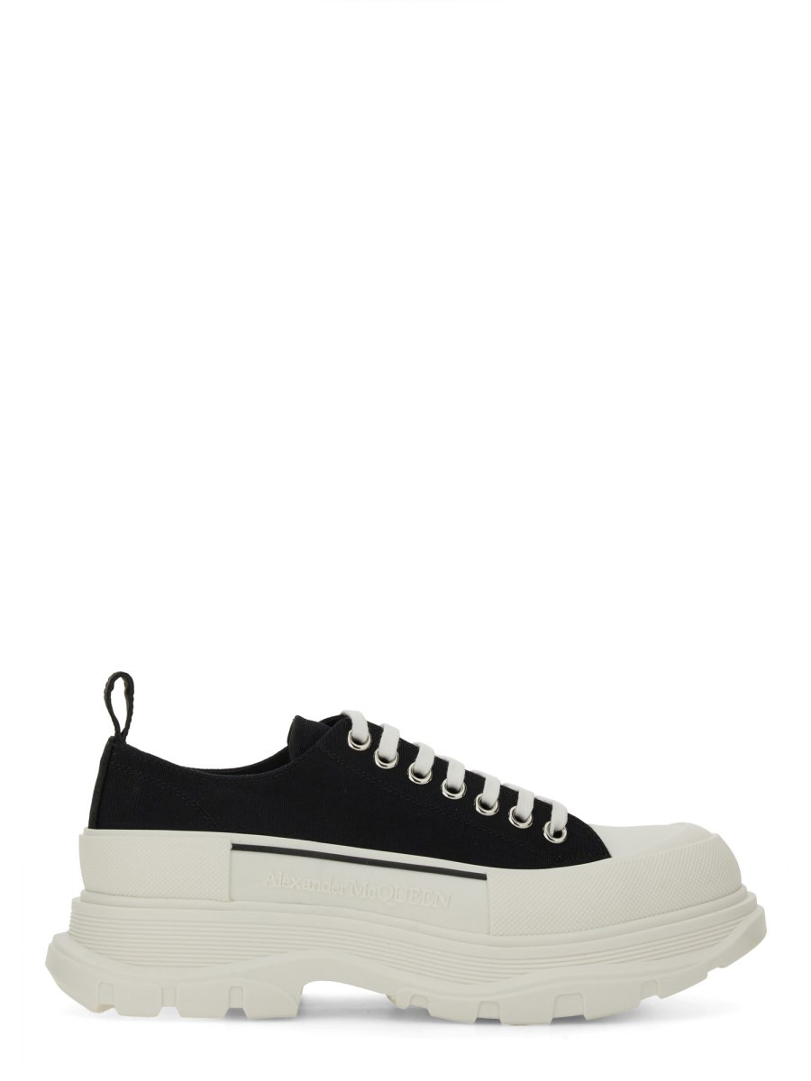 SNEAKER TREAD SLICK 