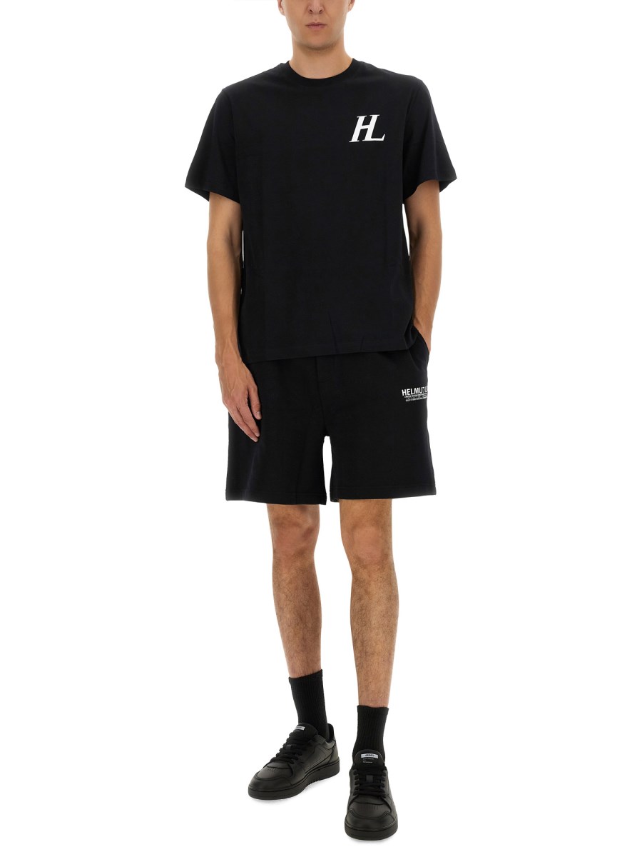 T-SHIRT CAPSULE