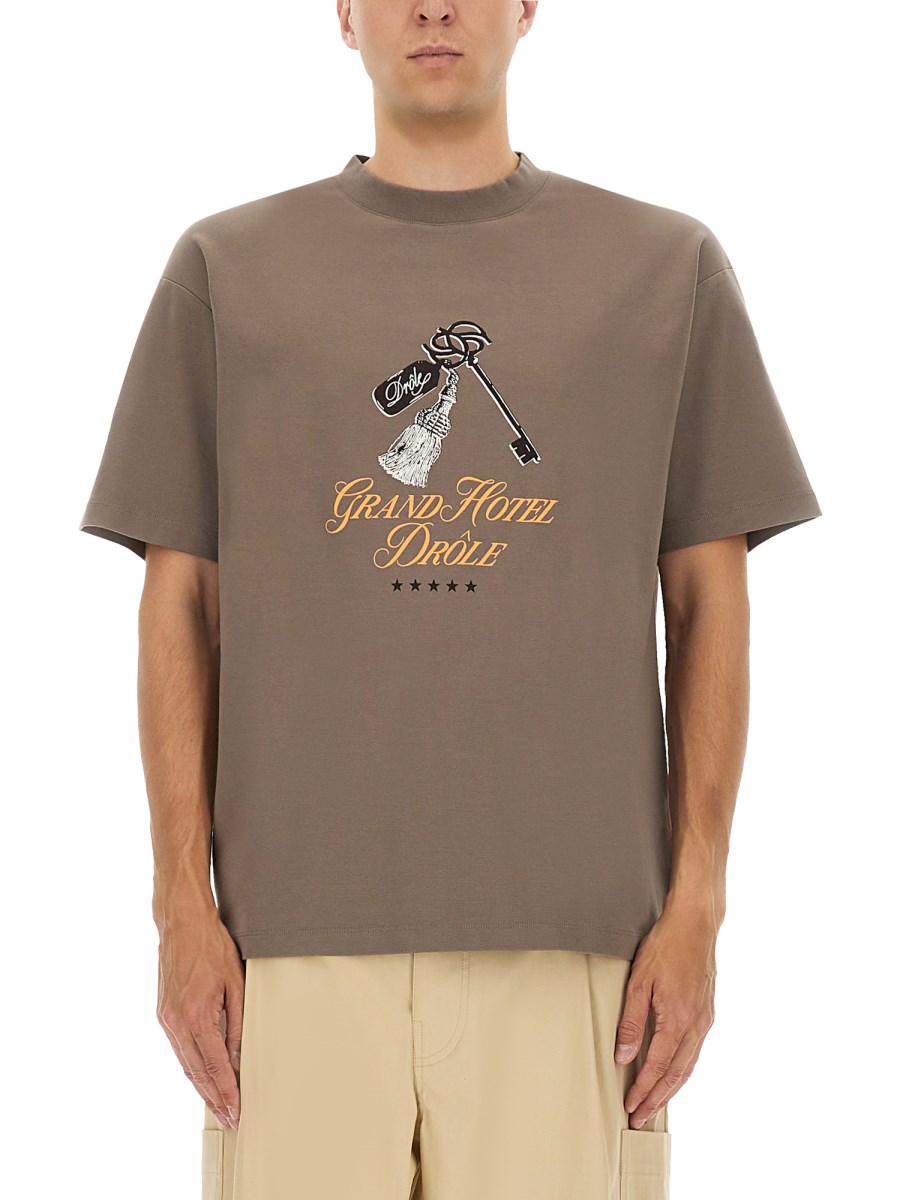 T-SHIRT CON STAMPA GRAND HOTEL