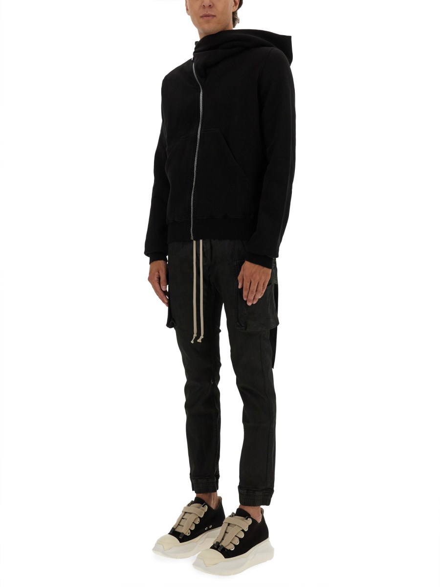 FELPA CON ZIP ASIMMETRICA