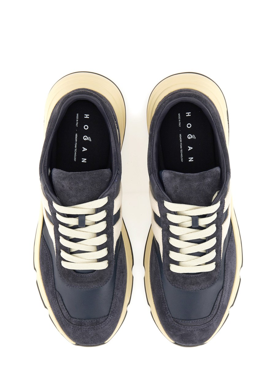 SNEAKER HYPERLIGHT