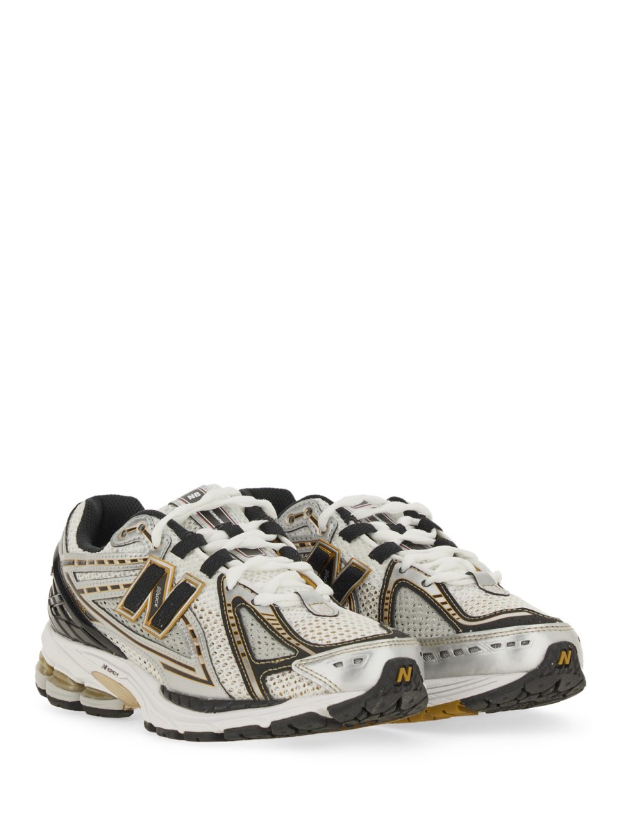 SNEAKER U1906