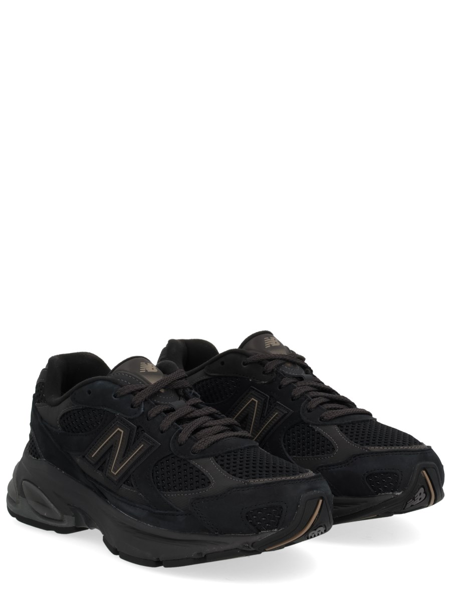 SNEAKER U2010