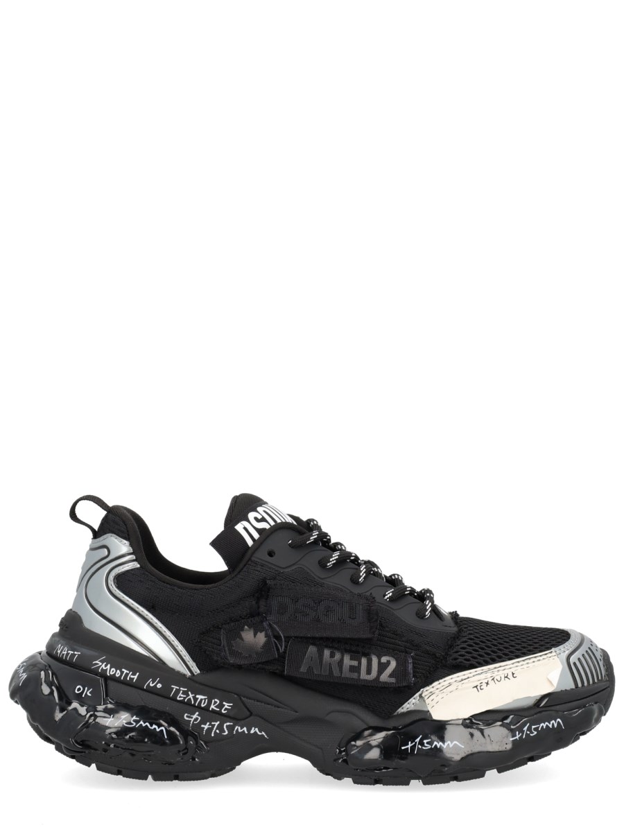 SNEAKER FASTER