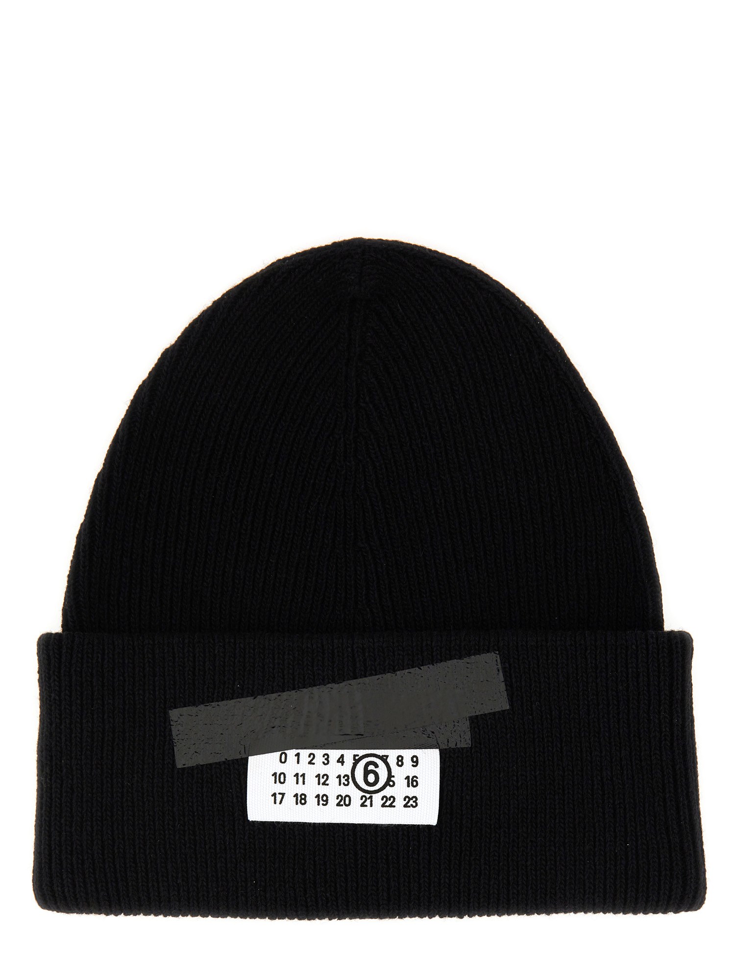 Mm6 Maison Margiela Mm6 By Maison Margiela Ribbed Black Knitted Beanie With Contrasting Logo Patch In Black