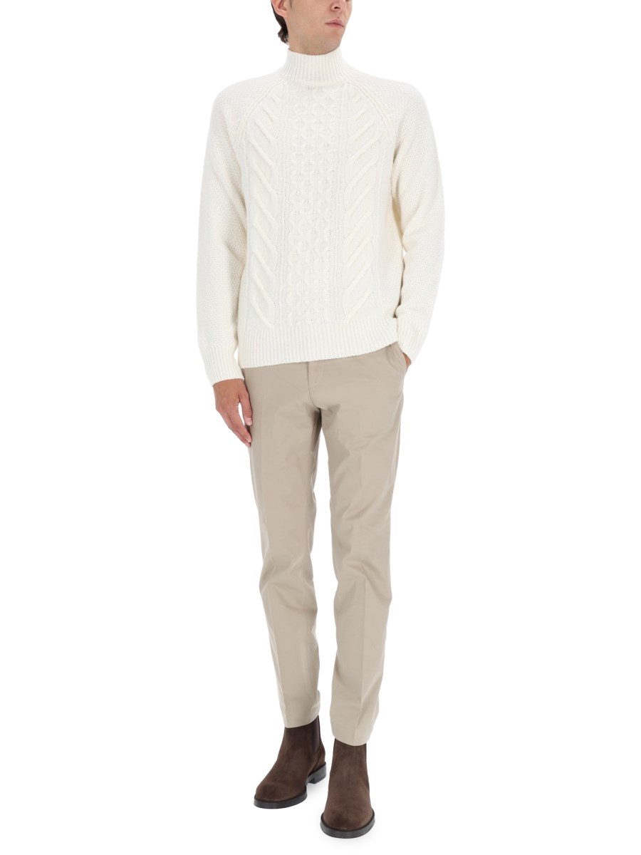 MAGLIONE L-HECTOR A TRECCE