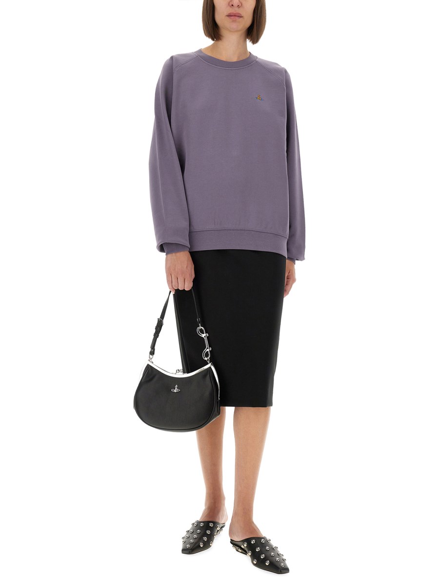 FELPA CON MANICHE RAGLAN 