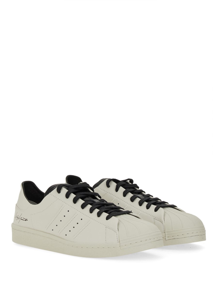 SNEAKER SUPERSTAR