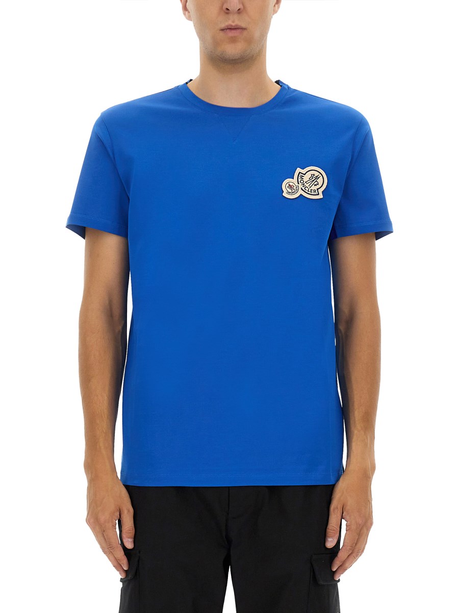 T-SHIRT CON LOGO