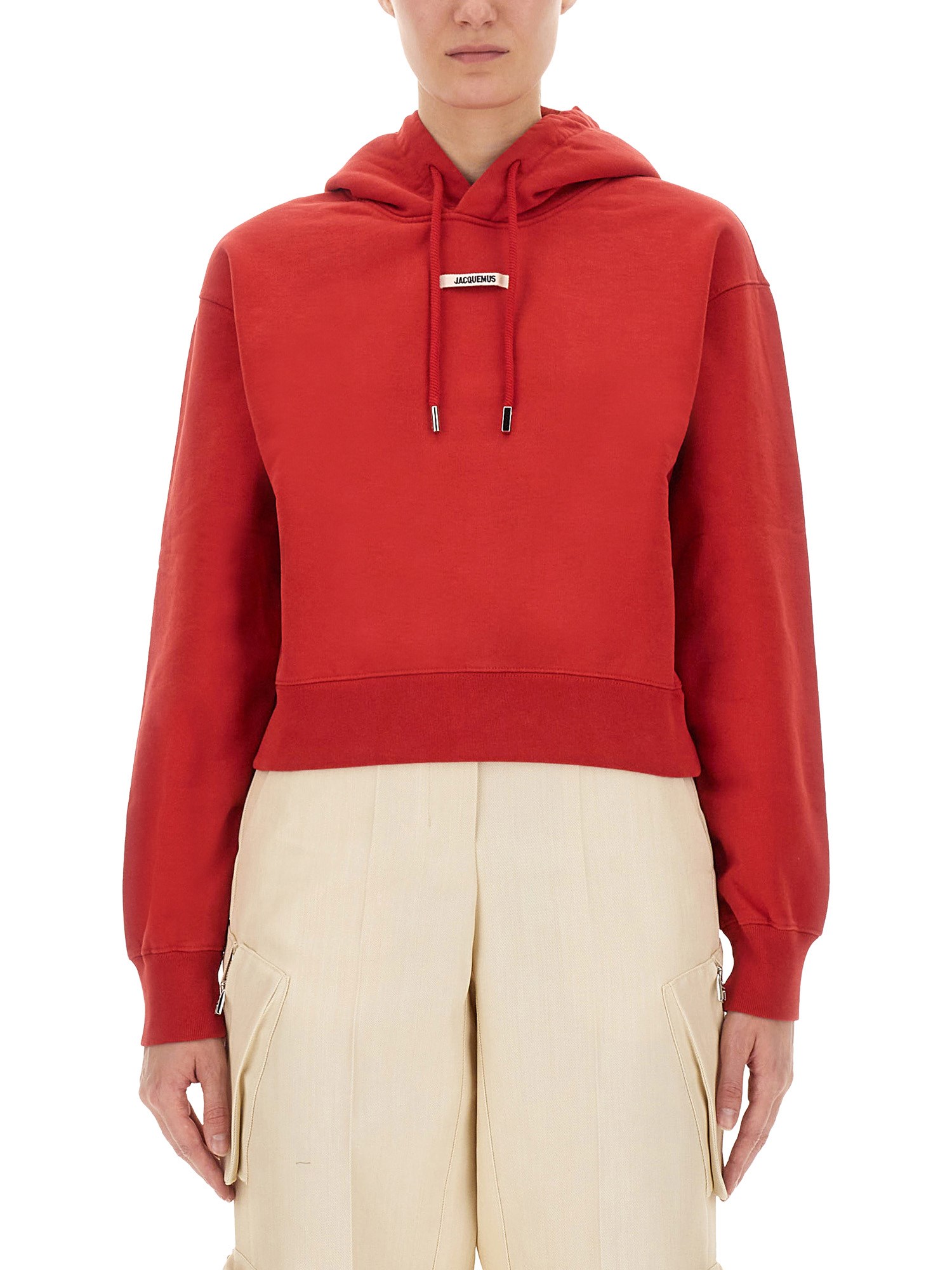 Jacquemus Cropped Hooded Drawstring Top In Red