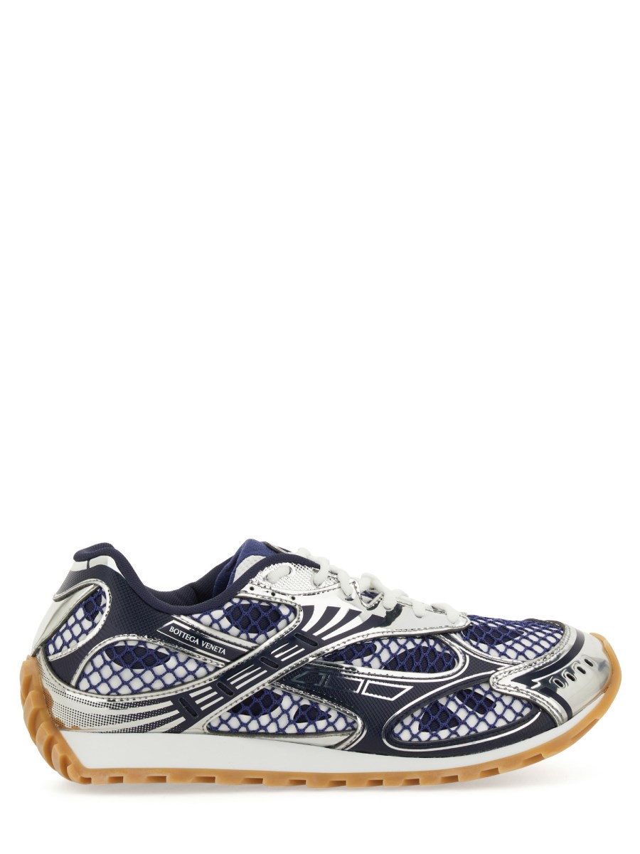 SNEAKER ORBIT