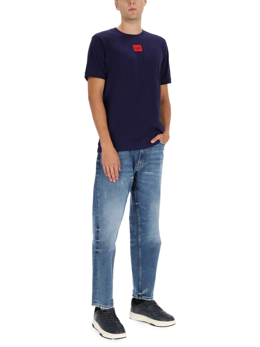 T-SHIRT CON LOGO
