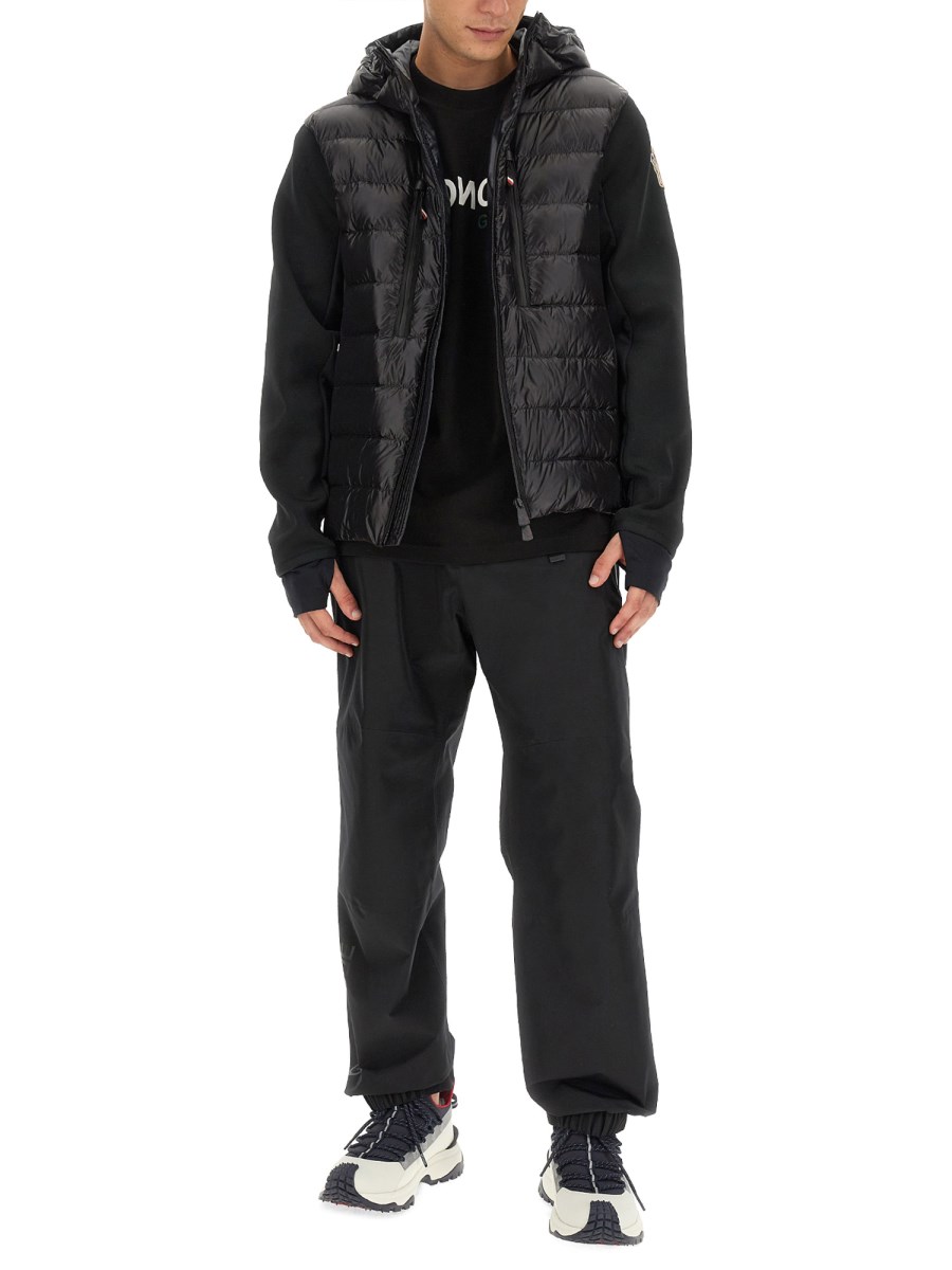 CARDIGAN CON ZIP 