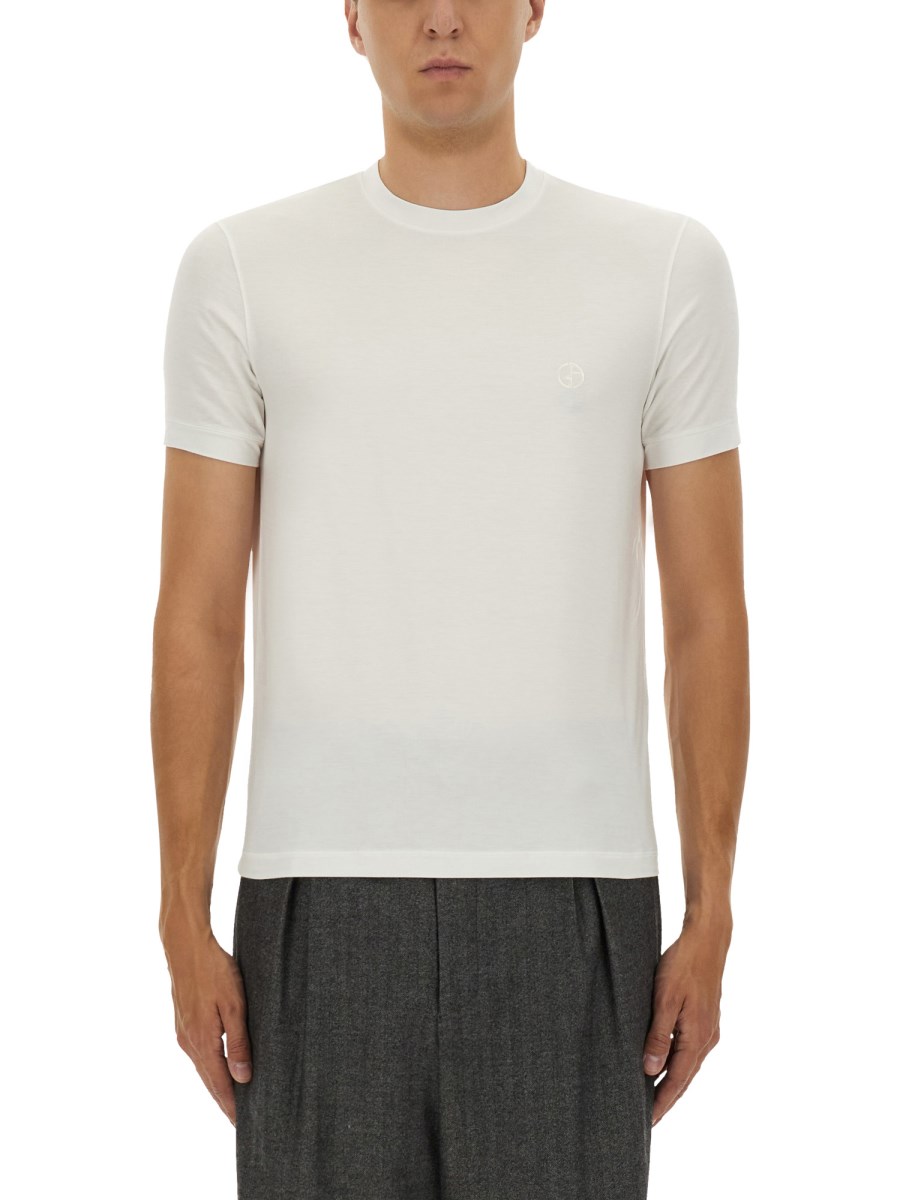 MAGLIA A MANICHE CORTE