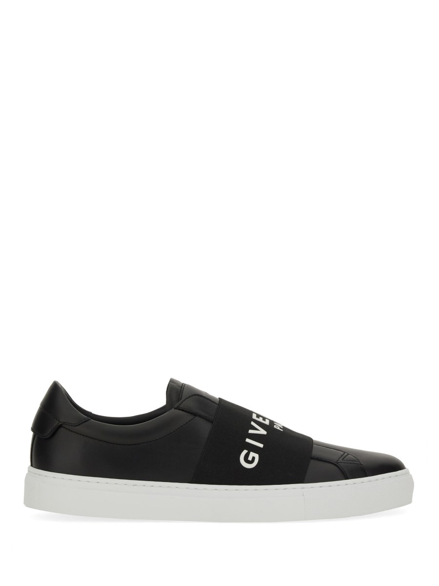 SNEAKER LOW TOP CON LOGO