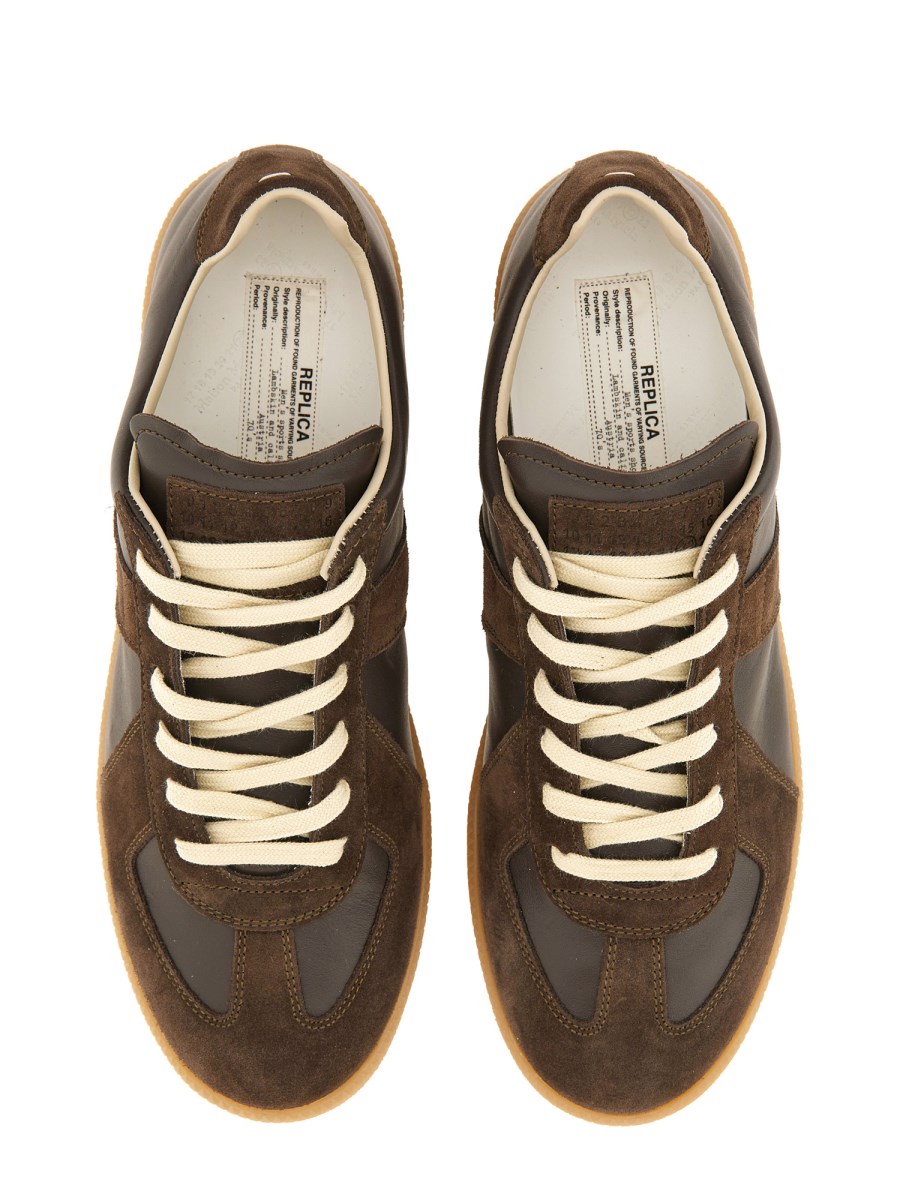 SNEAKER REPLICA