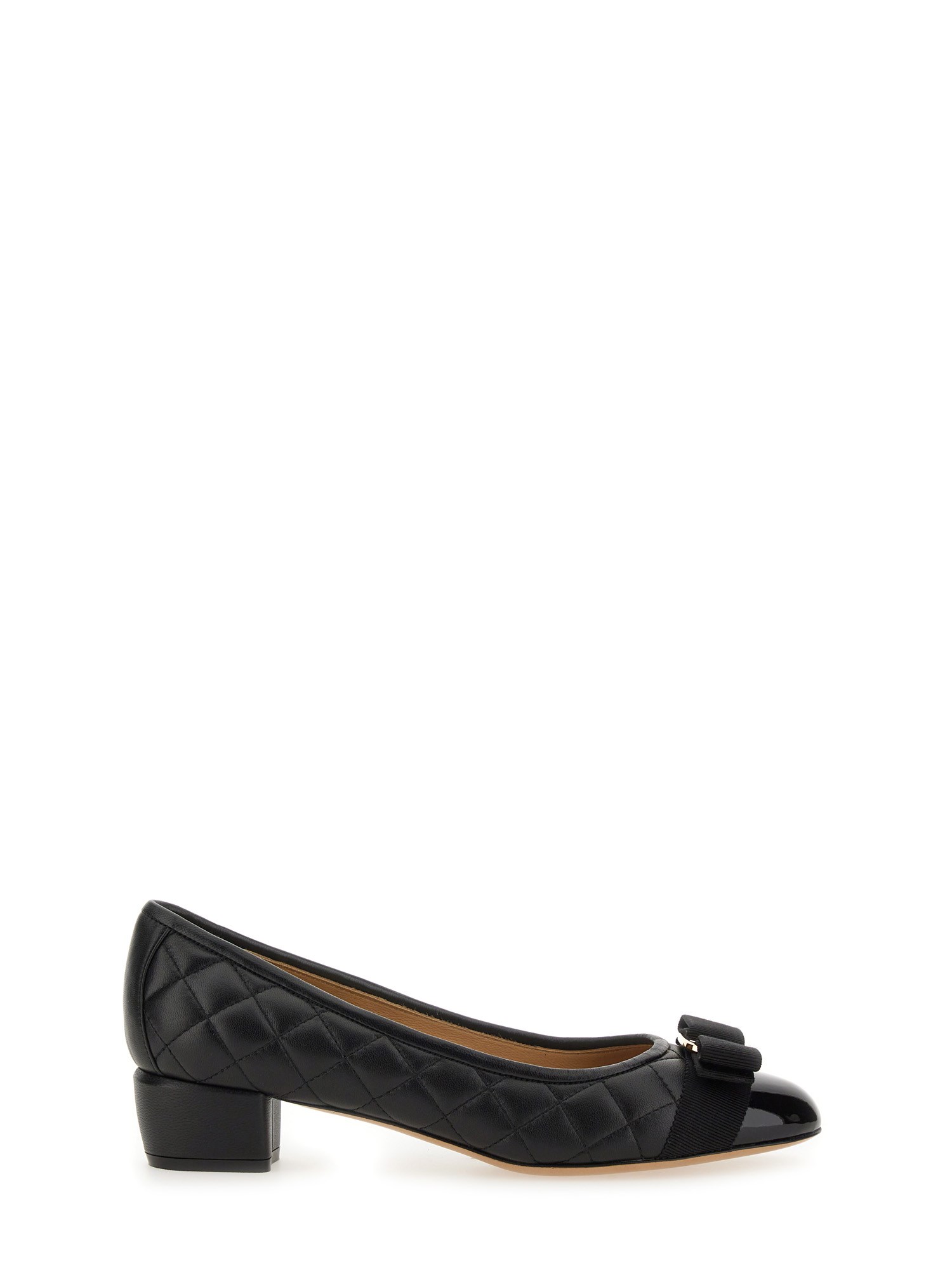 Ferragamo Vara Q Bow-embellished Quilted Patent-leather Pumps In Blue