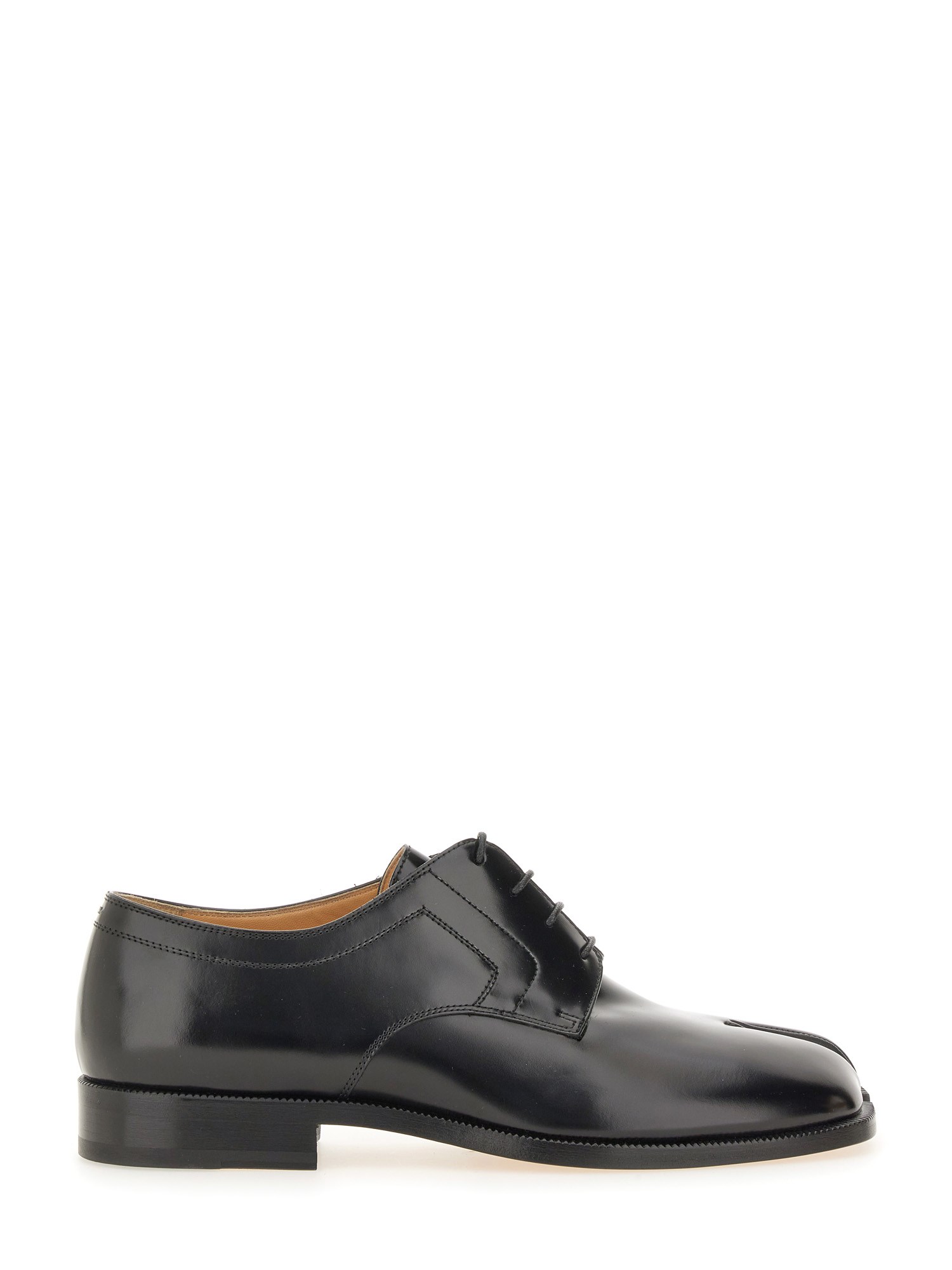 Maison Margiela Tabi Brushed Leather Lace-up Shoes In Black