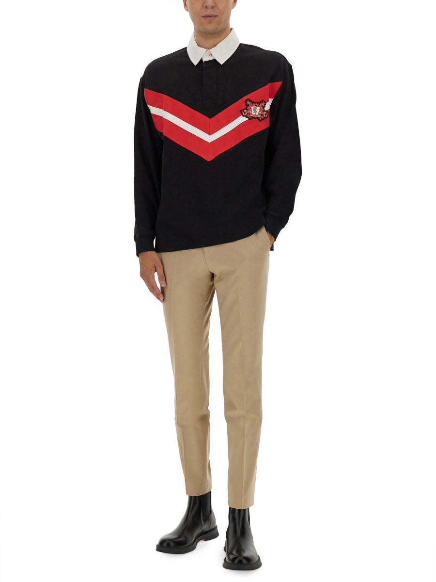 POLO CON LOGO STILE COLLEGE