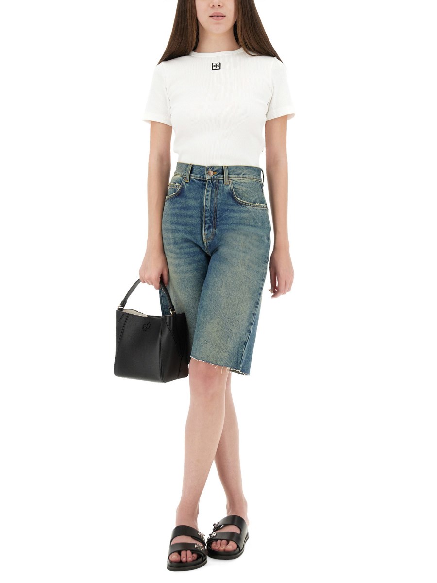 SHORTS IN DENIM