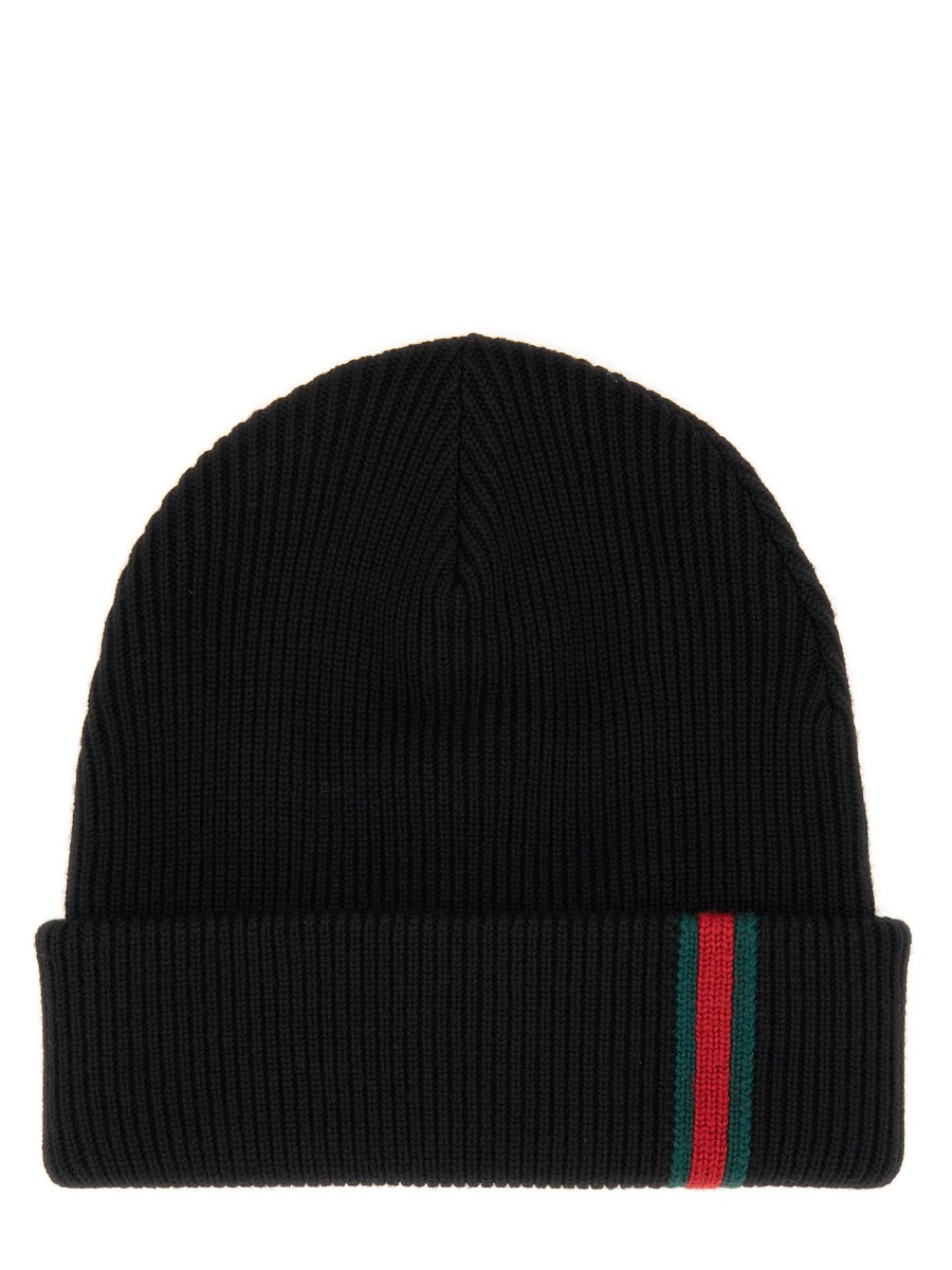 CAPPELLO IN LANA