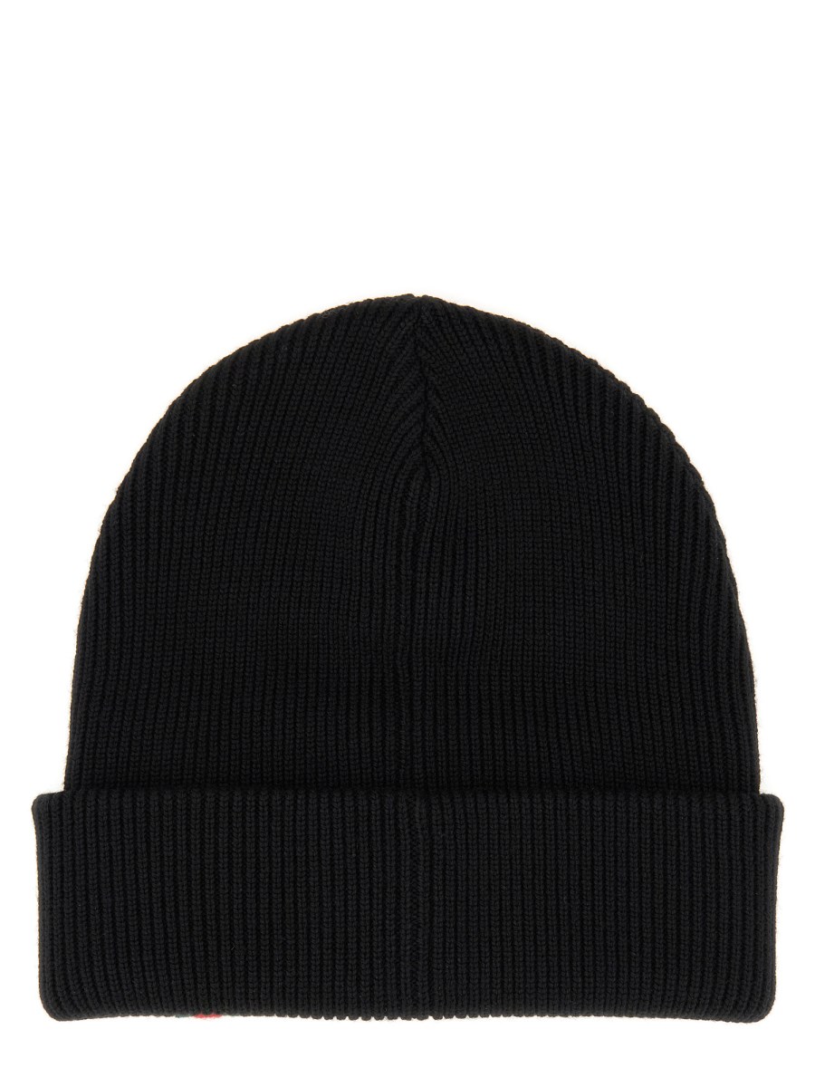 CAPPELLO IN LANA