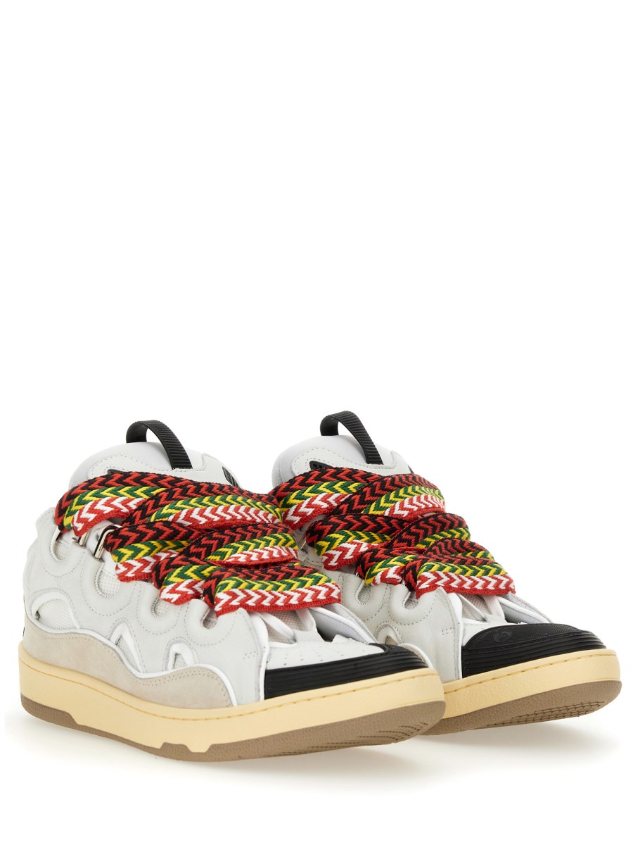 SNEAKER CURB