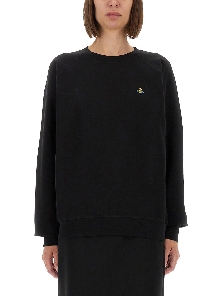 FELPA CON MANICHE RAGLAN 