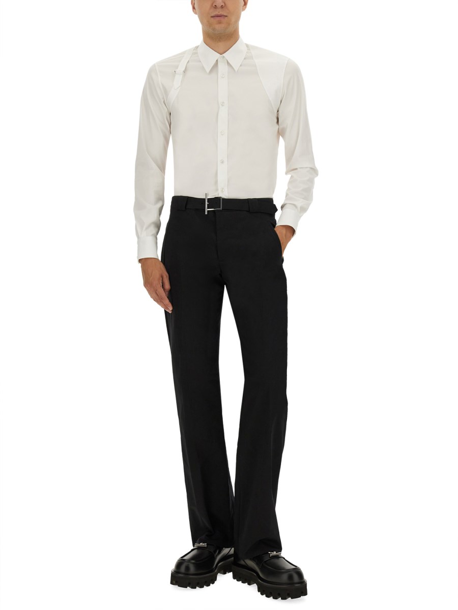 PANTALONE CON CINTURA T-BAR