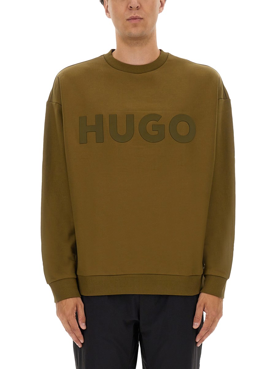 MAGLIA OVERSIZE CON LOGO 