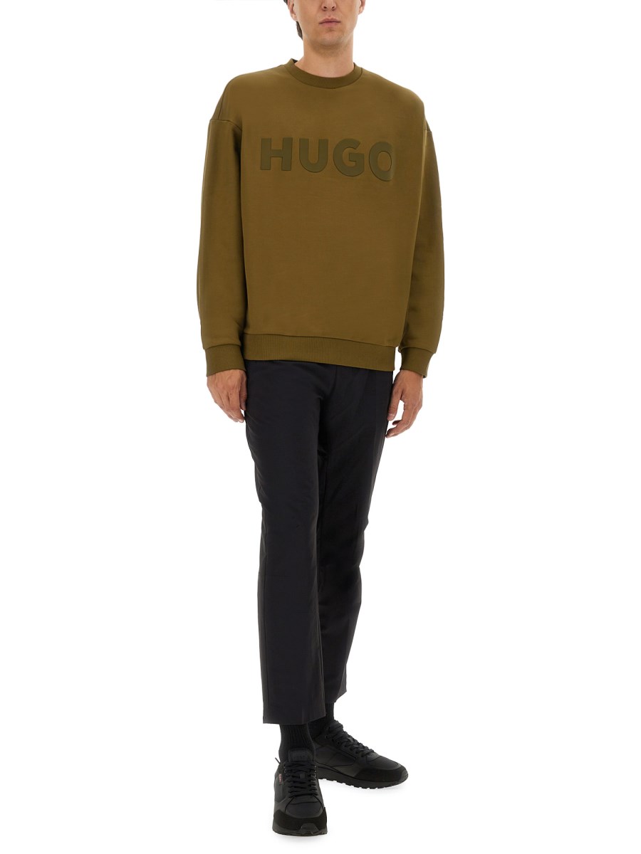 MAGLIA OVERSIZE CON LOGO 