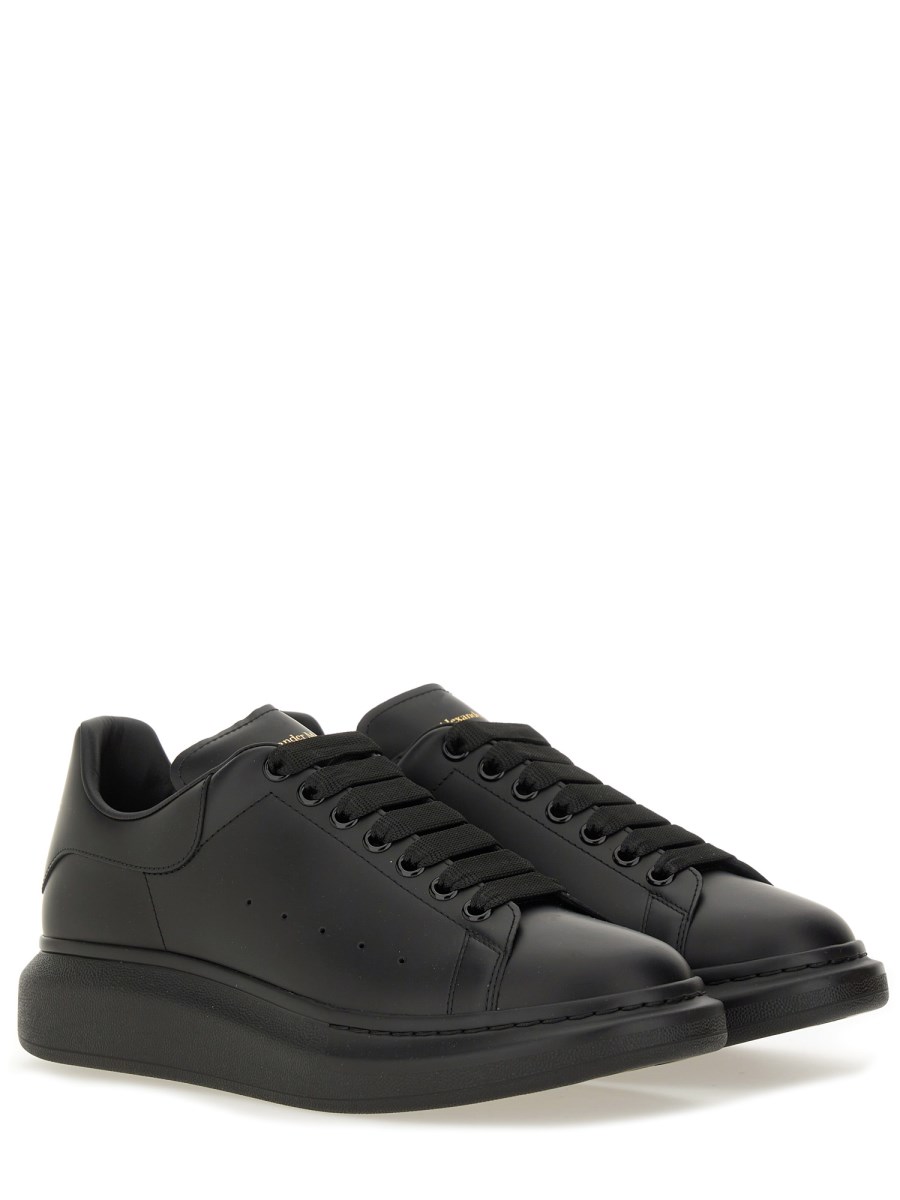 SNEAKER OVERSIZE