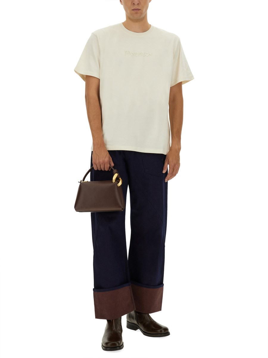 T-SHIRT CON LOGO RICAMATO