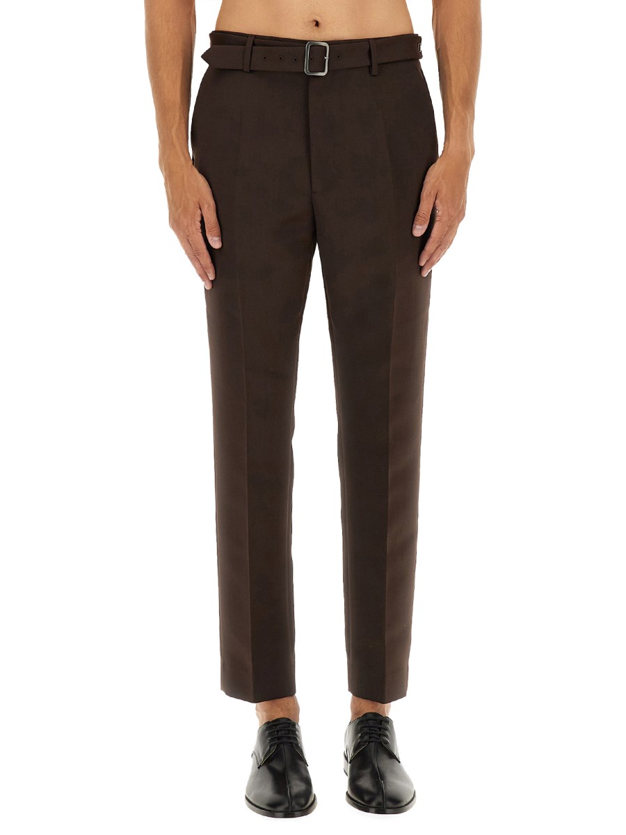 PANTALONE CON CINTURA