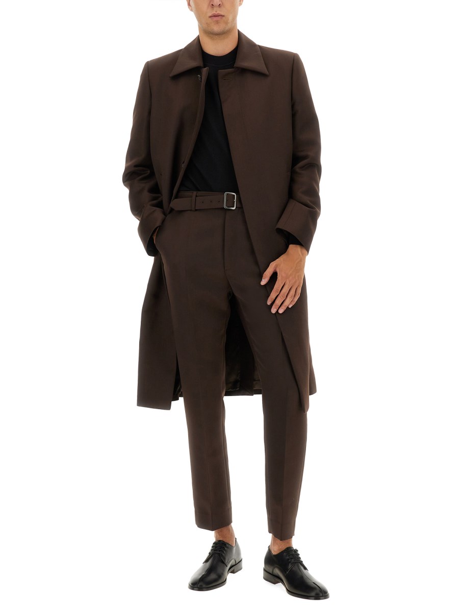 PANTALONE CON CINTURA