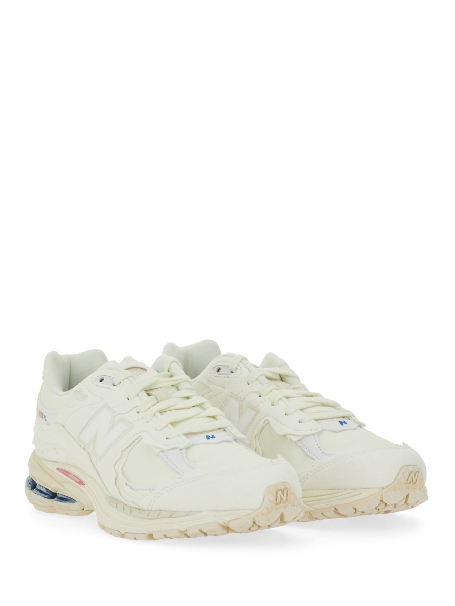 SNEAKER 2002R PROTECTION PACK