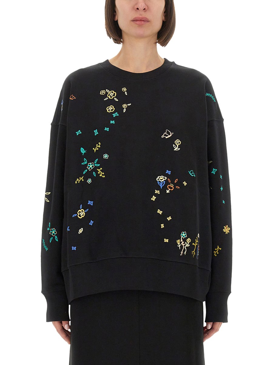 FELPA CON RICAMO FLORAL