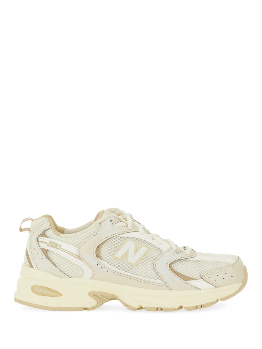 SNEAKER U530
