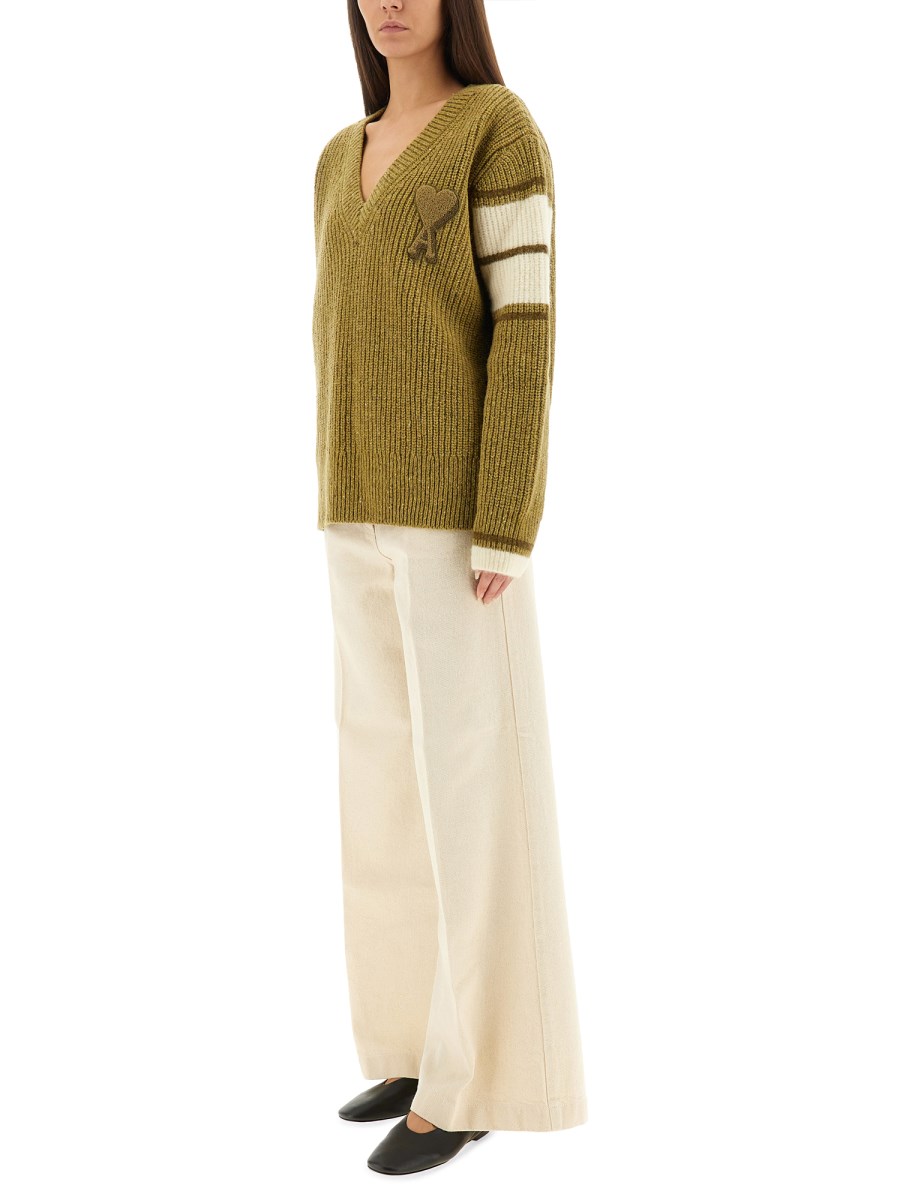 MAGLIONE IN STILE COLLEGE