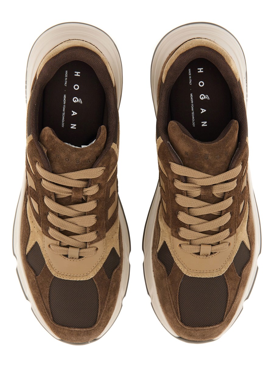 SNEAKER HYPERLIGHT