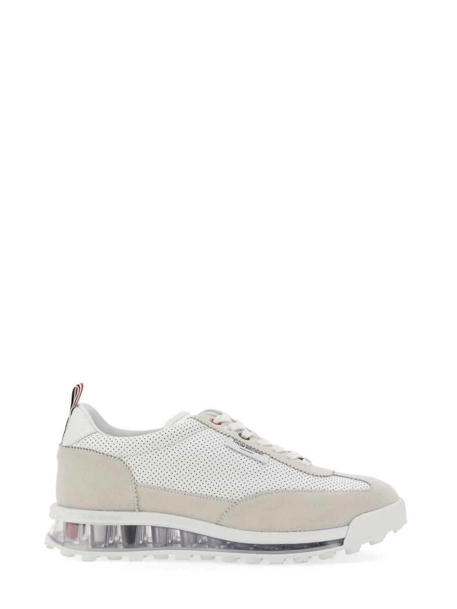 SNEAKER TECH RUNNER