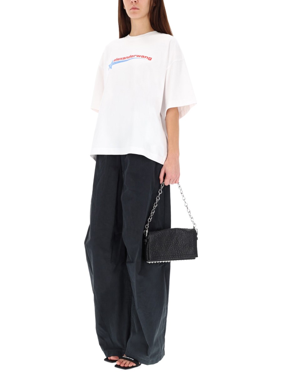 T-SHIRT CON LOGO