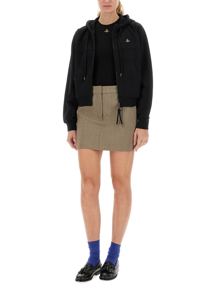 FELPA CON CAPPUCCIO E ZIP