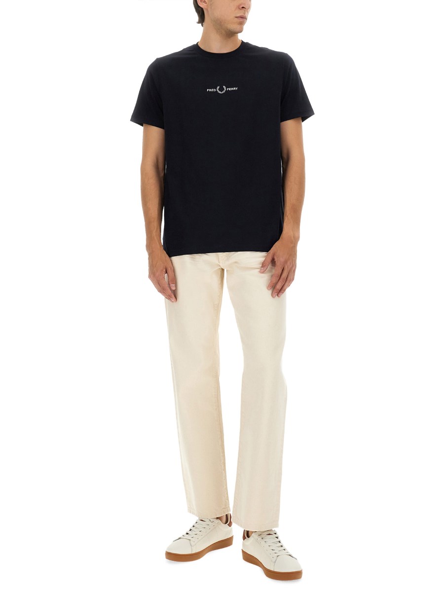 T-SHIRT CON LOGO RICAMATO