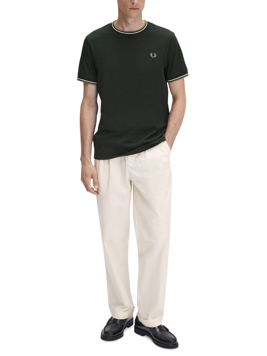 T-SHIRT CON DOPPIA RIGA